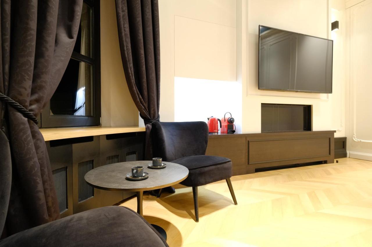 Suite La Duchesse Et Parking Prive Gratuit Μον Εξωτερικό φωτογραφία